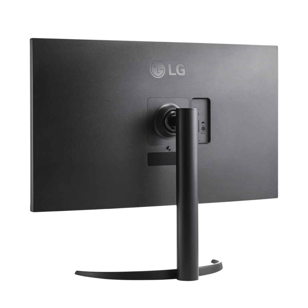 32UR550K B.AFB LG UltraFine 32 inch 4K UHD VA Monitor wr 04a.jpg