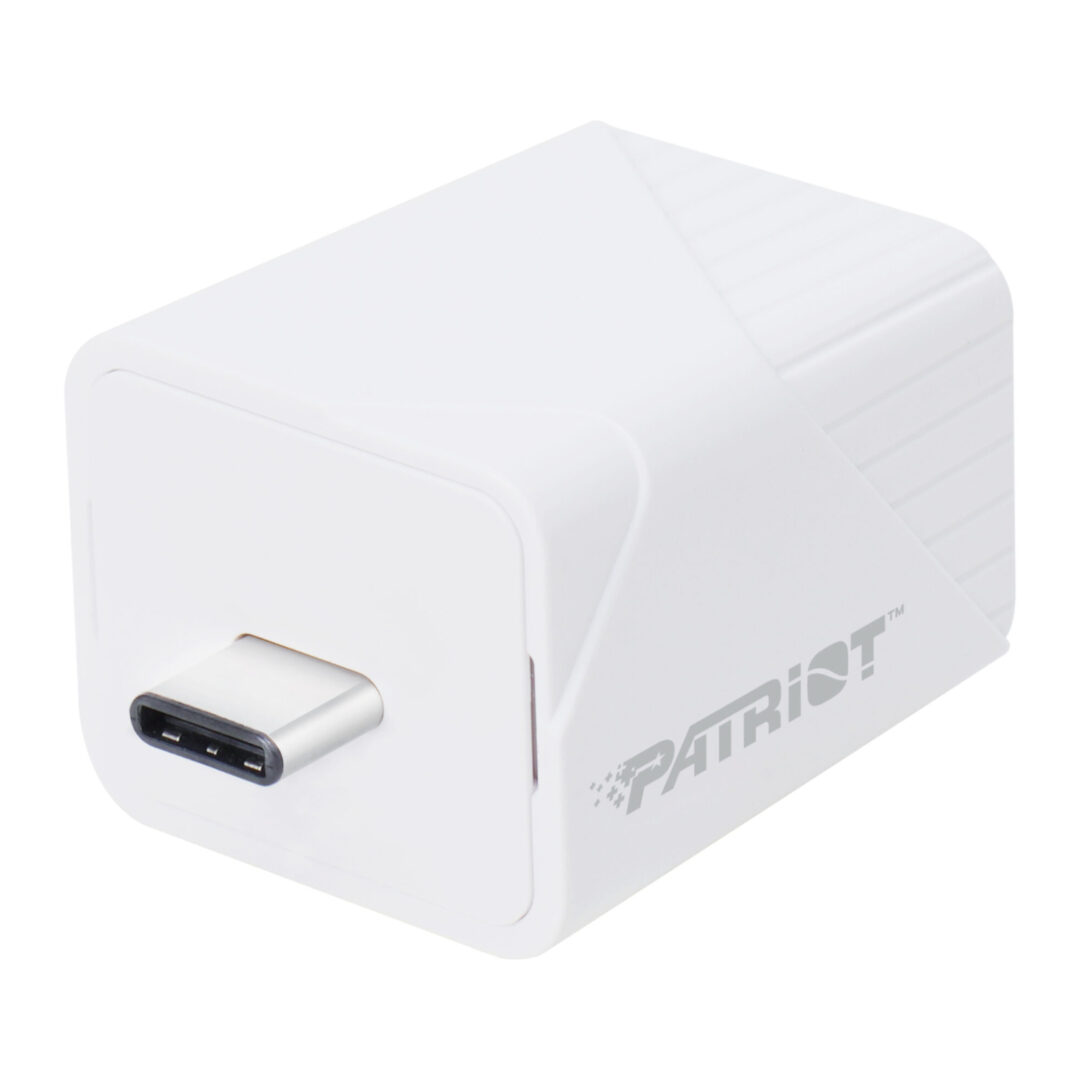 PI128GCUW30C Patriot iLuxe Cube 128GB Type C Smart Backup Solution – White wr 01a.jpg