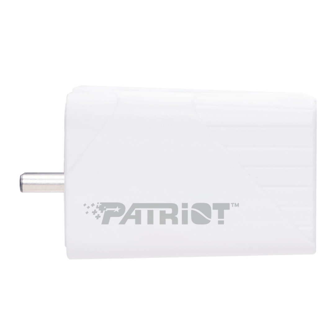 PI128GCUW30C Patriot iLuxe Cube 128GB Type C Smart Backup Solution – White wr 02a.jpg